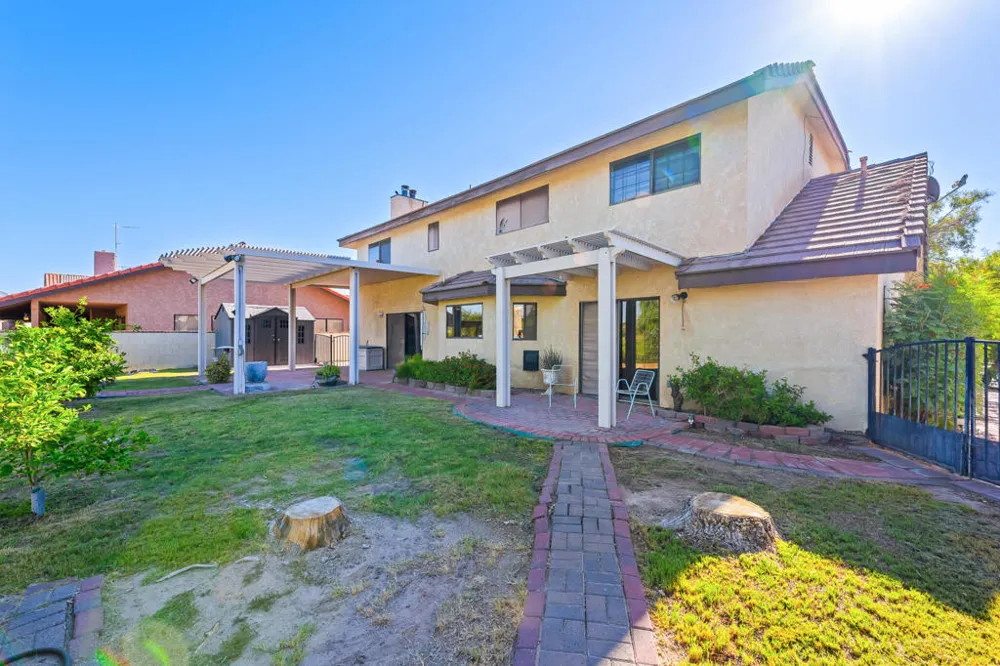 204 Fairway Drive Needles, CA 92363