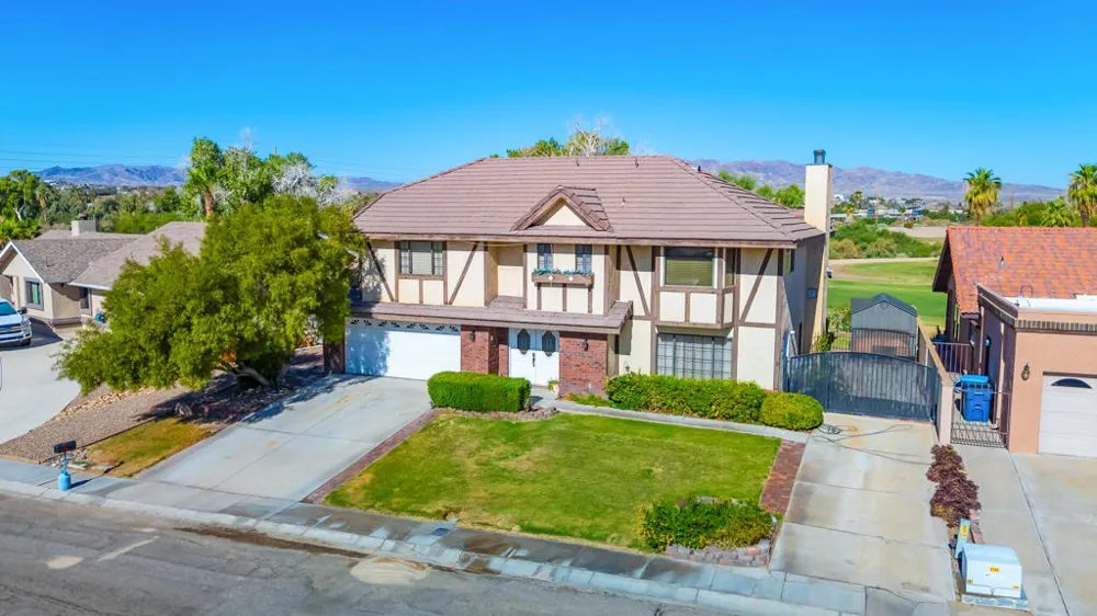 204 Fairway Drive Needles, CA 92363