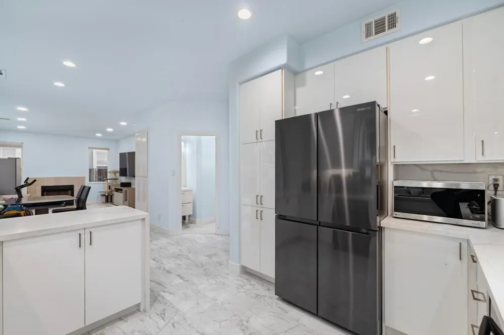 708 Raineer Court San Leandro, CA 94577