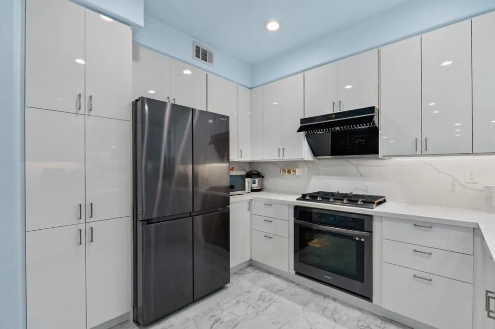 708 Raineer Court San Leandro, CA 94577