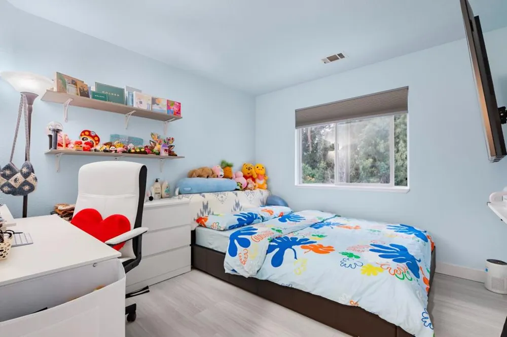 708 Raineer Court San Leandro, CA 94577