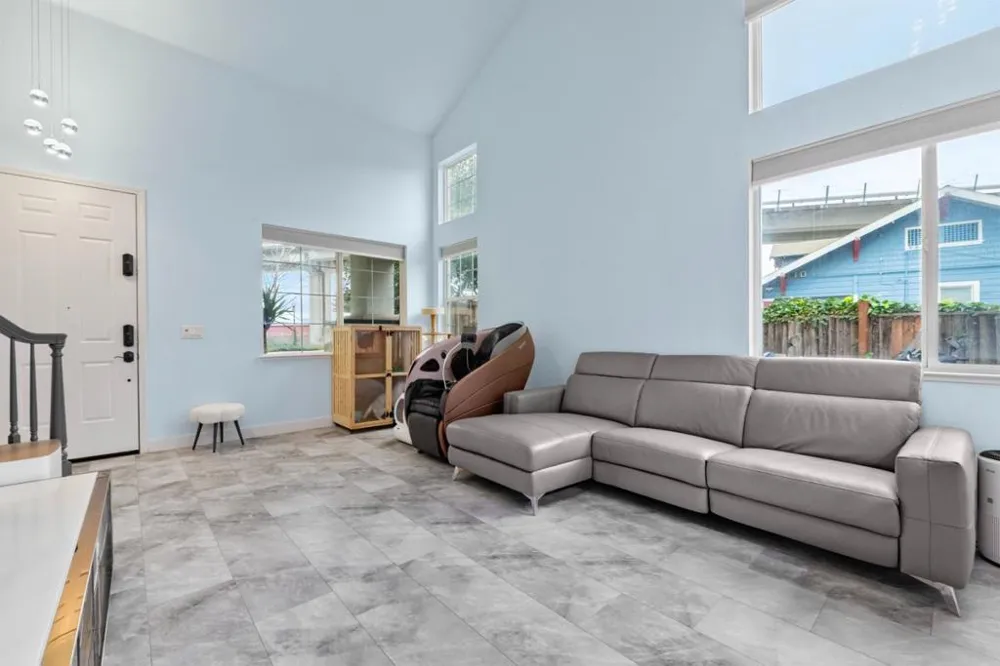 708 Raineer Court San Leandro, CA 94577