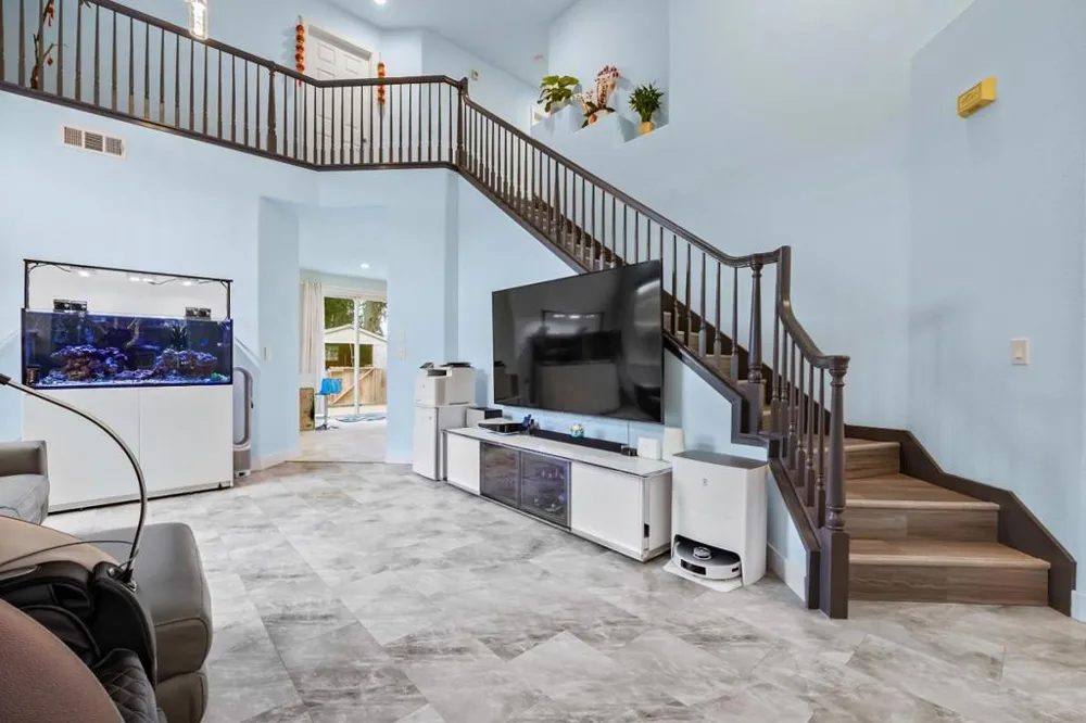 708 Raineer Court San Leandro, CA 94577