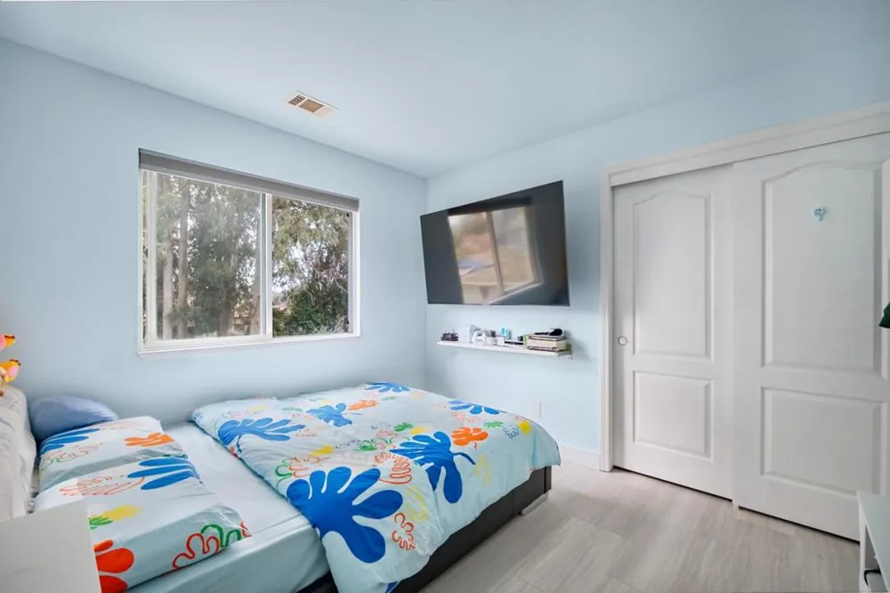 708 Raineer Court San Leandro, CA 94577