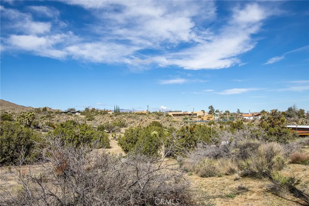 9486 Carmelita Circle Yucca Valley, CA 92284