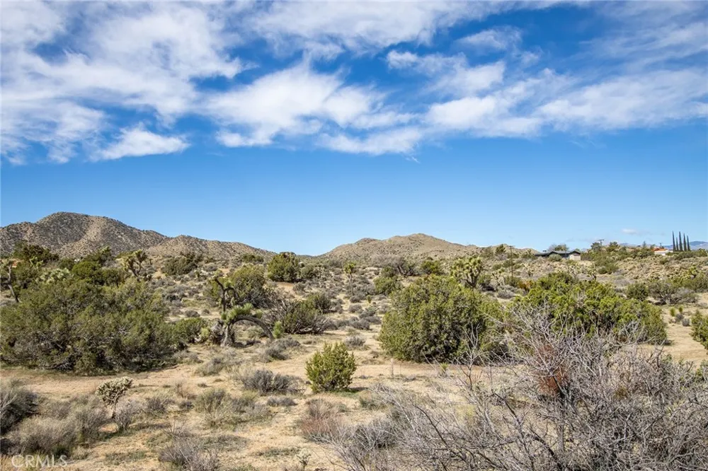 9486 Carmelita Circle Yucca Valley, CA 92284