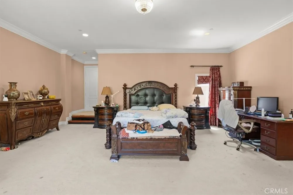 1573 Nabal La Habra Heights, CA 90631