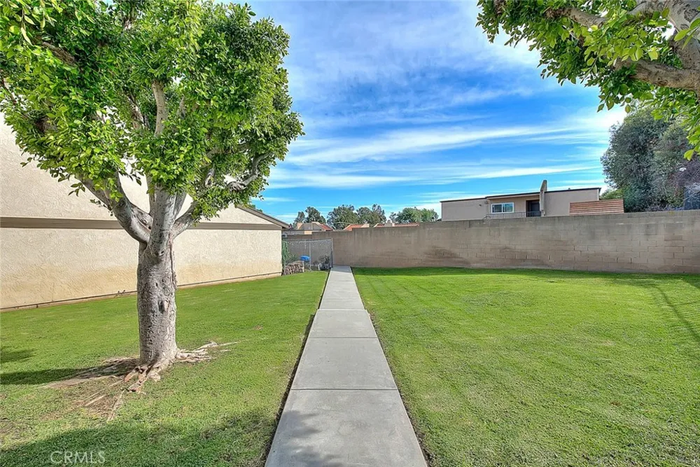 275 S Monte Vista La Habra, CA 90631