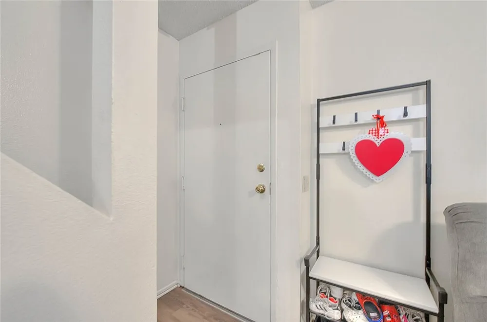 275 S Monte Vista La Habra, CA 90631