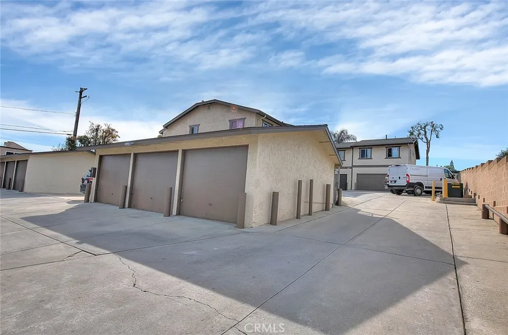 275 S Monte Vista La Habra, CA 90631