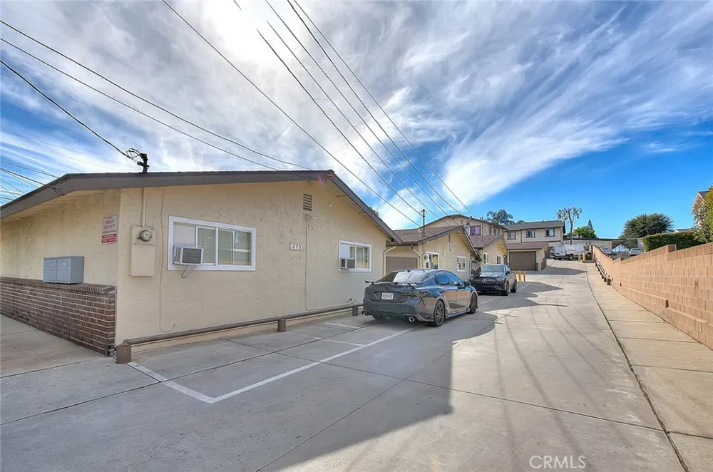 275 S Monte Vista La Habra, CA 90631