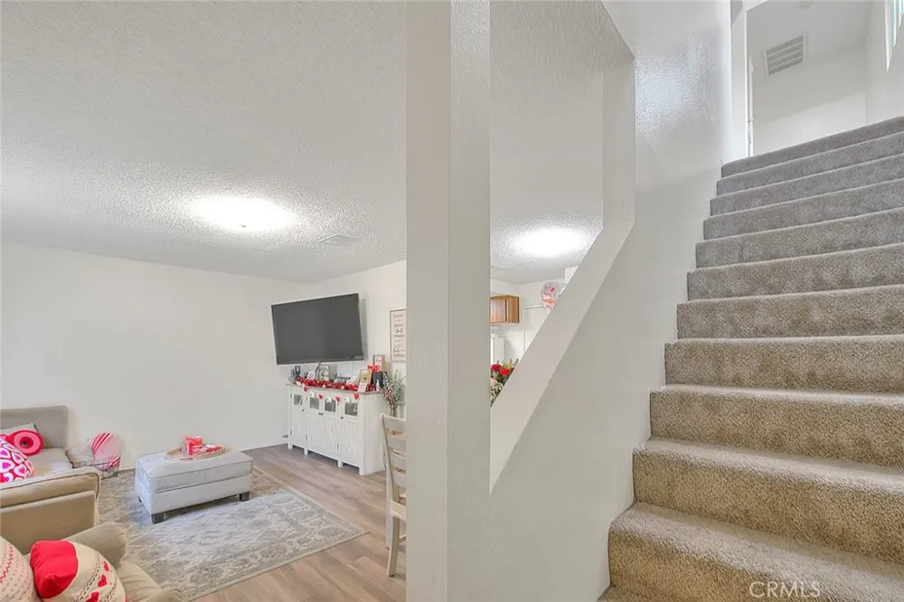 275 S Monte Vista La Habra, CA 90631