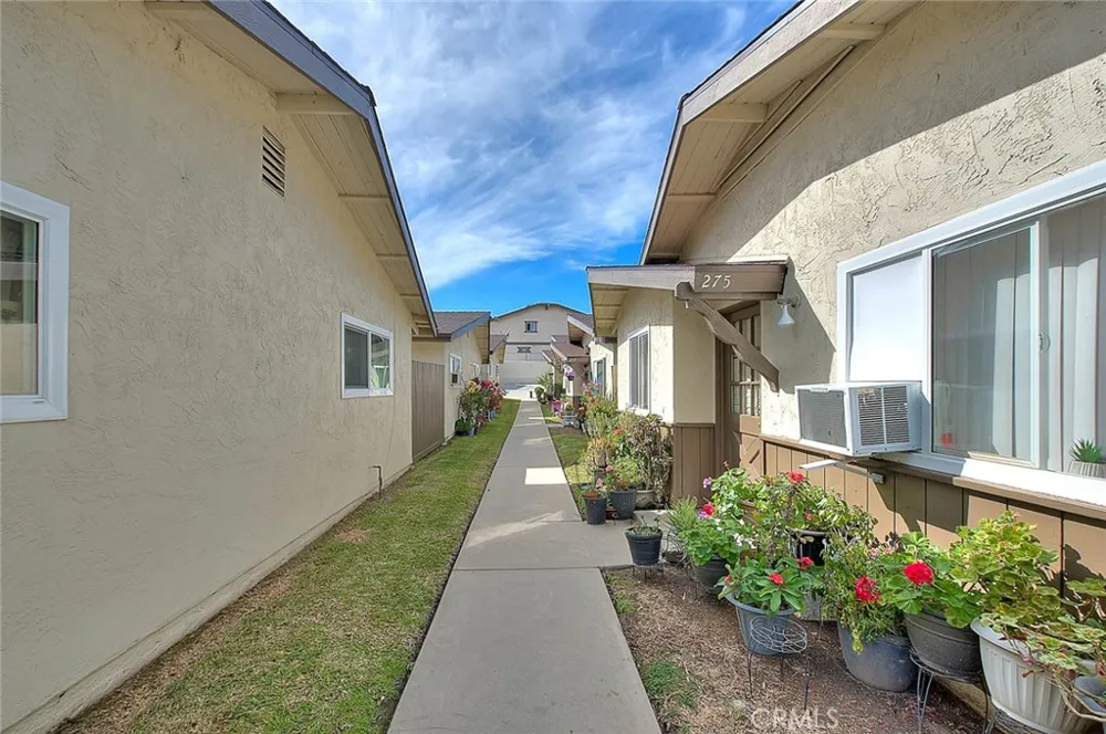 275 S Monte Vista La Habra, CA 90631
