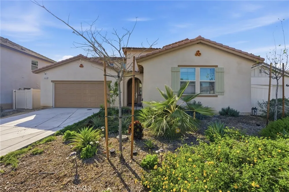 8419 Brotchie Jurupa Valley, CA 92509