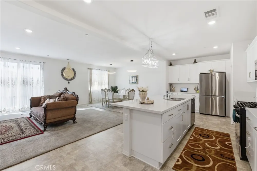 8419 Brotchie Jurupa Valley, CA 92509