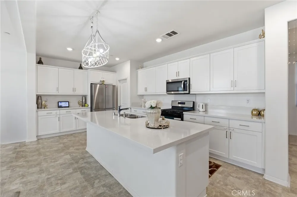 8419 Brotchie Jurupa Valley, CA 92509