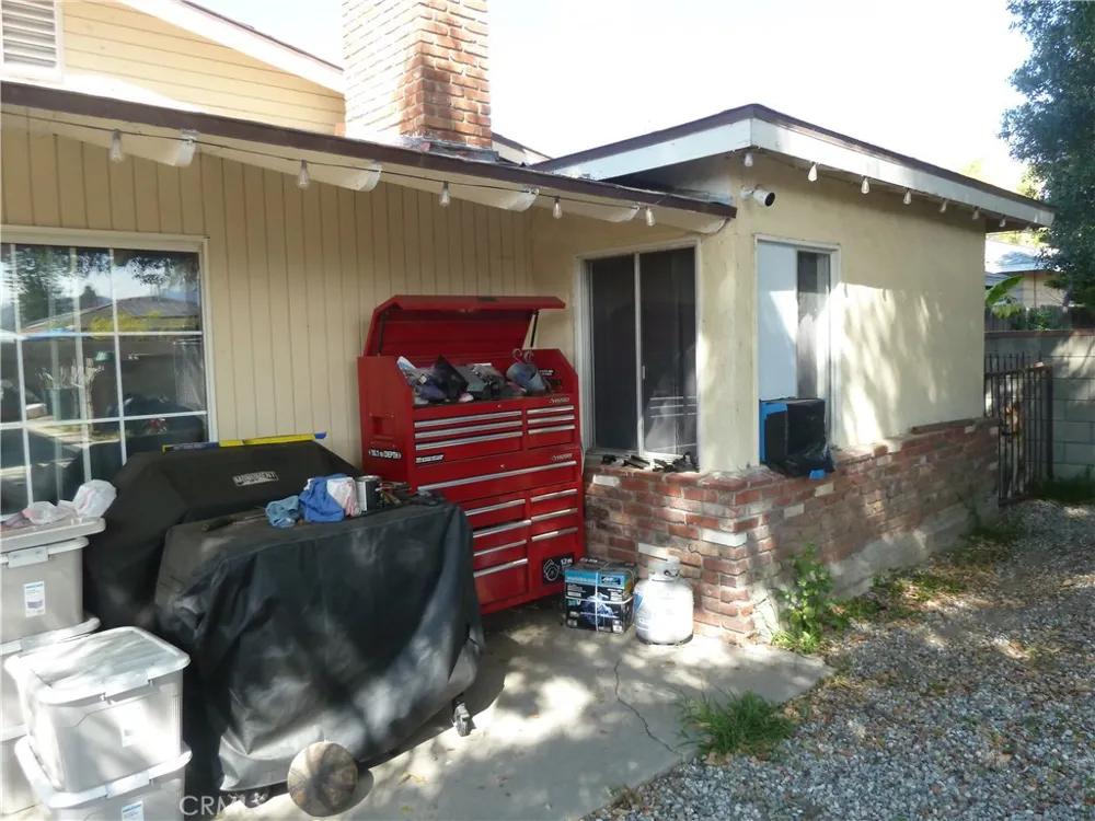 936 Enid Azusa, CA 91702