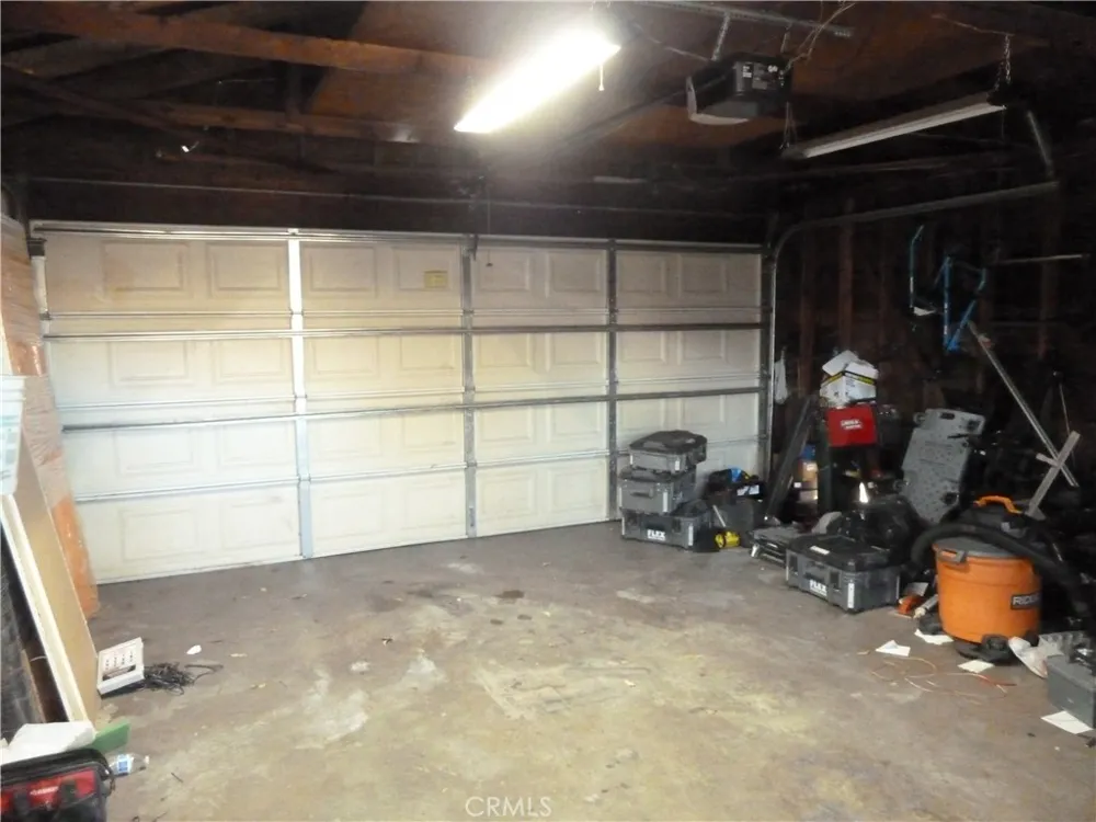 936 Enid Azusa, CA 91702