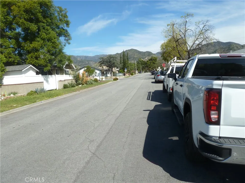 936 Enid Azusa, CA 91702