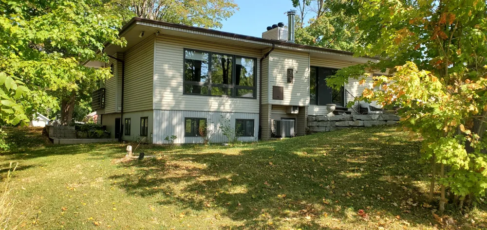 746 Lee Street South Haven City, MI 49090