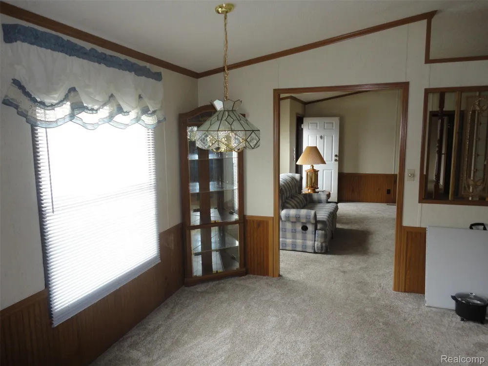 268 Highlands Bedford Township, MI 48182