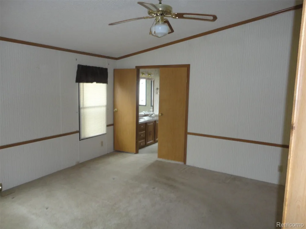 268 Highlands Bedford Township, MI 48182