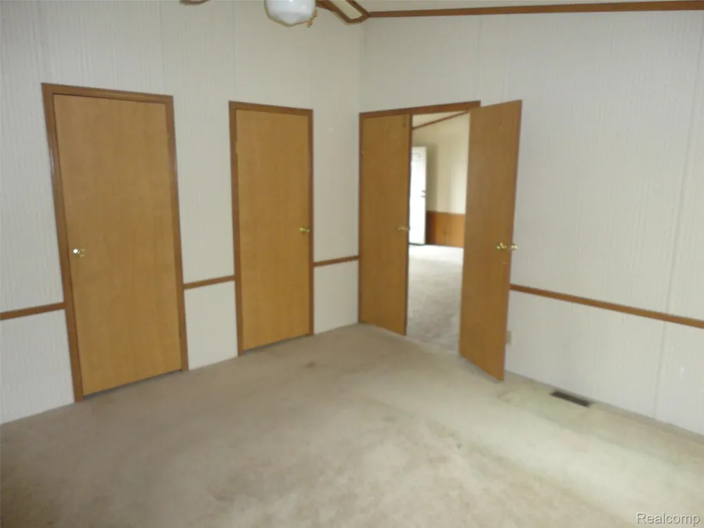 268 Highlands Bedford Township, MI 48182