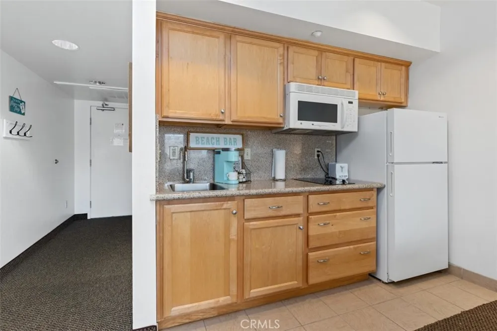 198 main #205 Pismo Beach, CA 93449