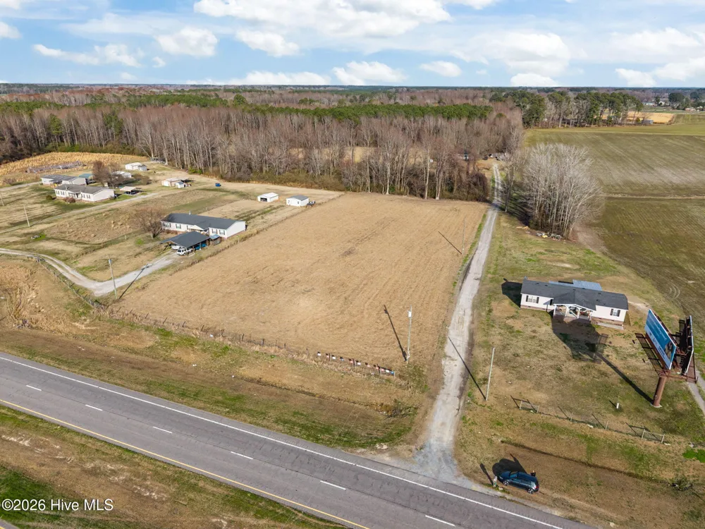 5238 Us 17 Highway Washington, NC 27889