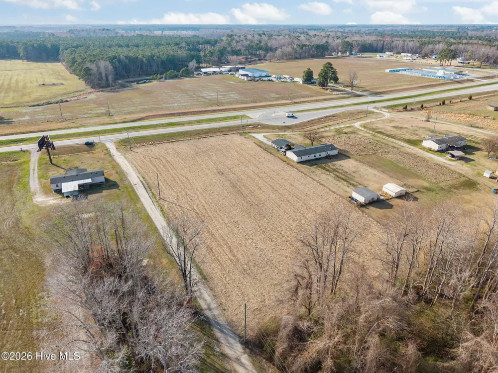 5238 Us 17 Highway Washington, NC 27889