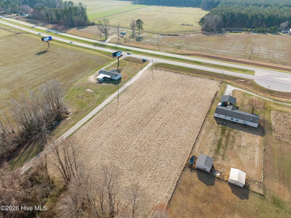 5238 Us 17 Highway Washington, NC 27889