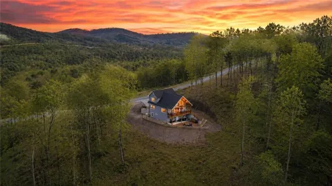 1016 Twisted Oak Road