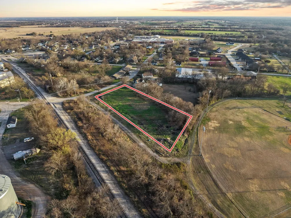 120 Holmes Street #Lot 4 Trenton, TX 75490