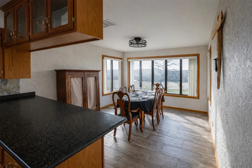 2265 County Road 1613 Jacksonville, TX 75766