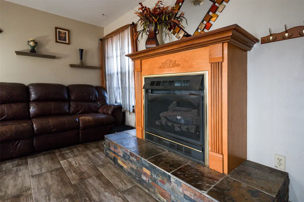 2265 County Road 1613 Jacksonville, TX 75766