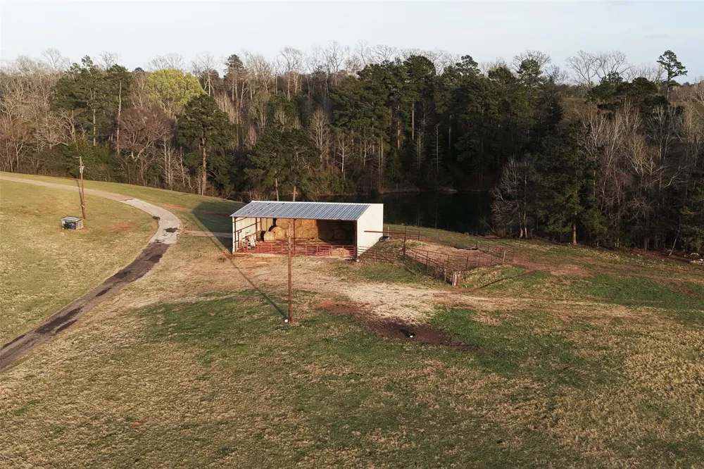 2265 County Road 1613 Jacksonville, TX 75766