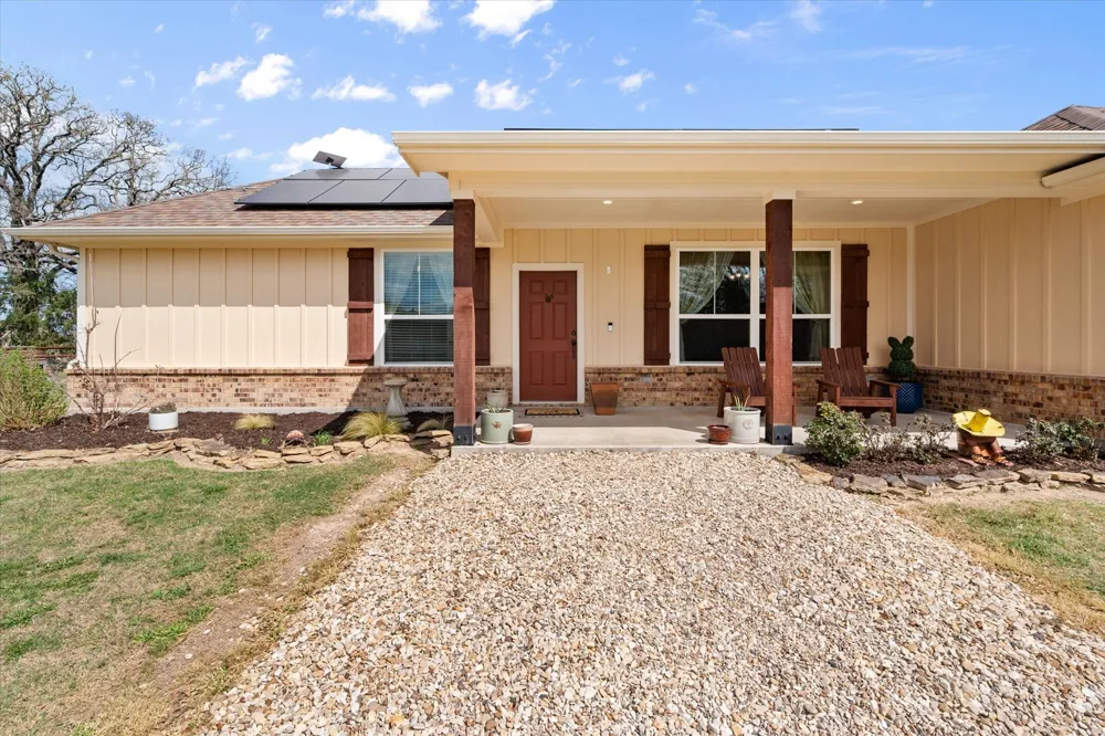 381 County Road 3050 Purdon, TX 76679