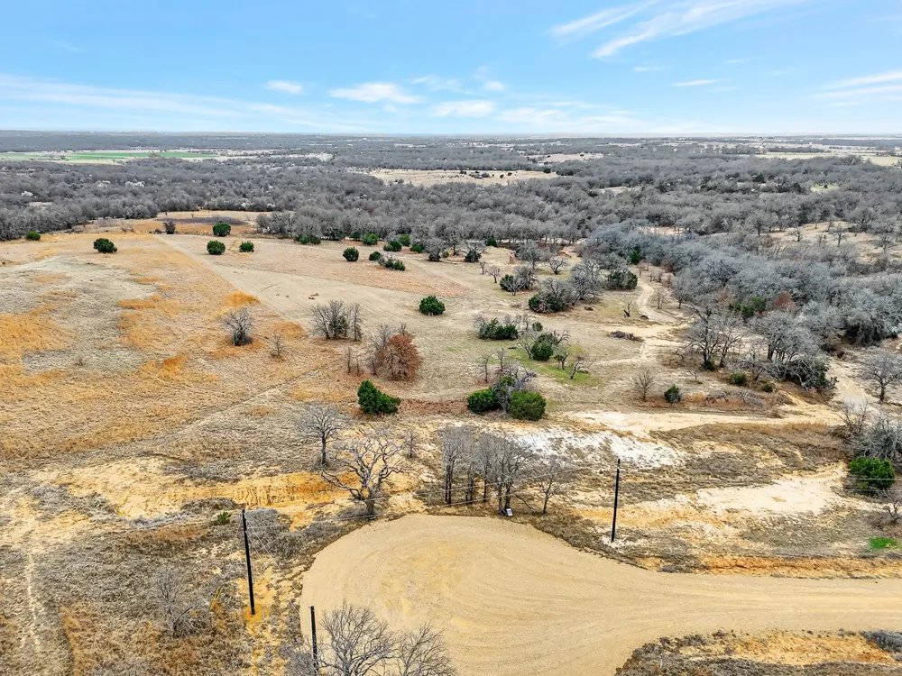 2040 Mustang Ridge Perrin, TX 76486