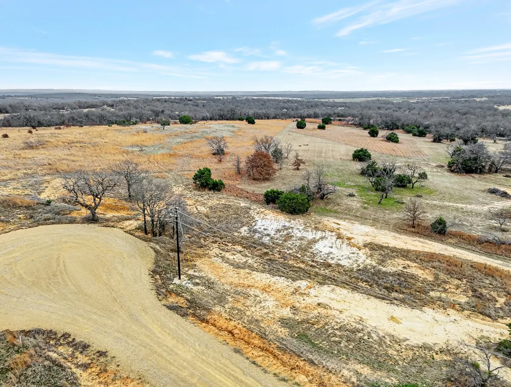 2040 Mustang Ridge Perrin, TX 76486