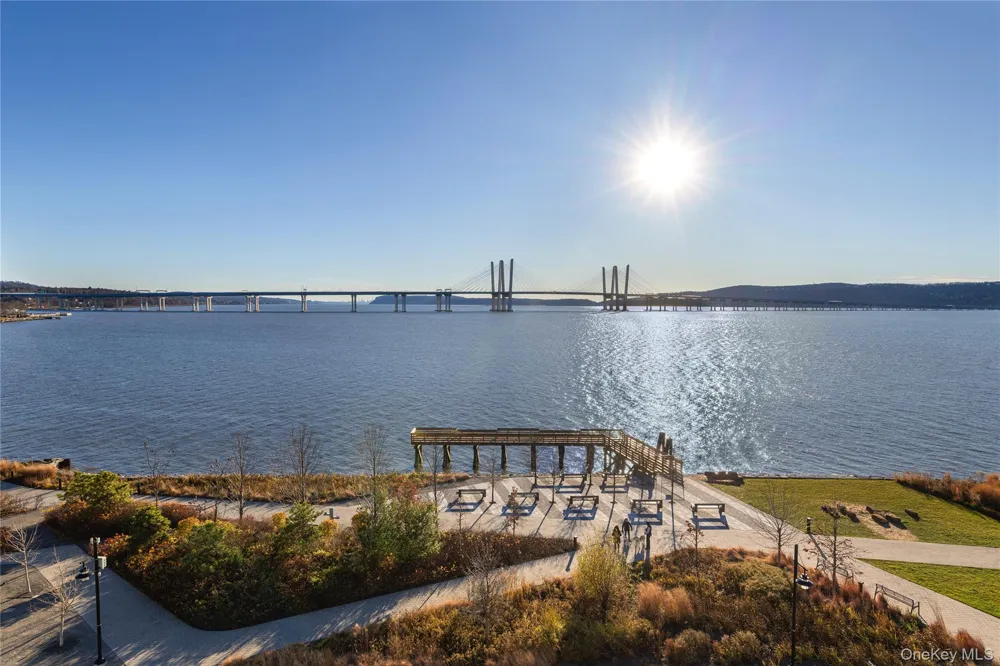 4 Lighthouse Landing #204 Sleepy Hollow, NY 10591