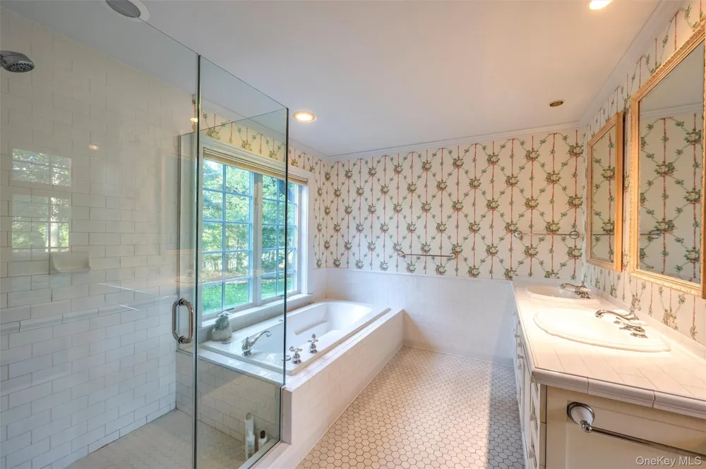 8 Fish Creek Lane Remsenburg, NY 11960