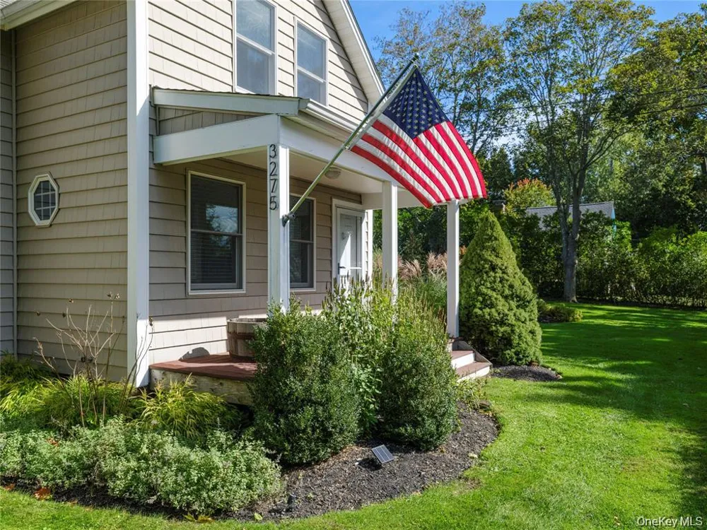 3275 Skunk Lane Cutchogue, NY 11935