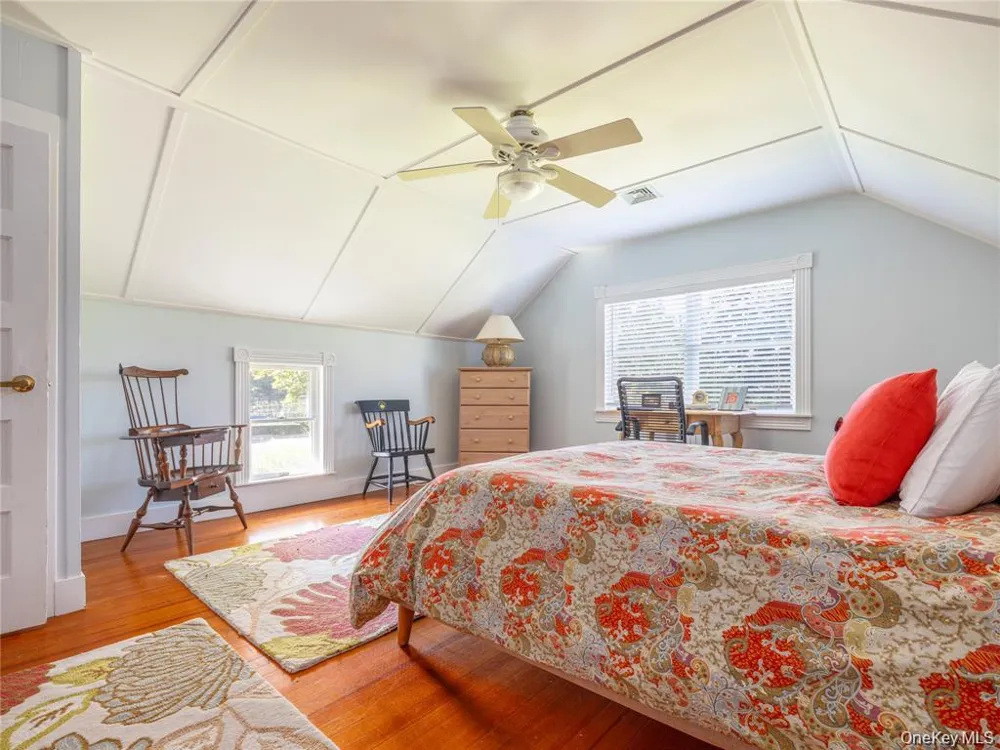 3275 Skunk Lane Cutchogue, NY 11935