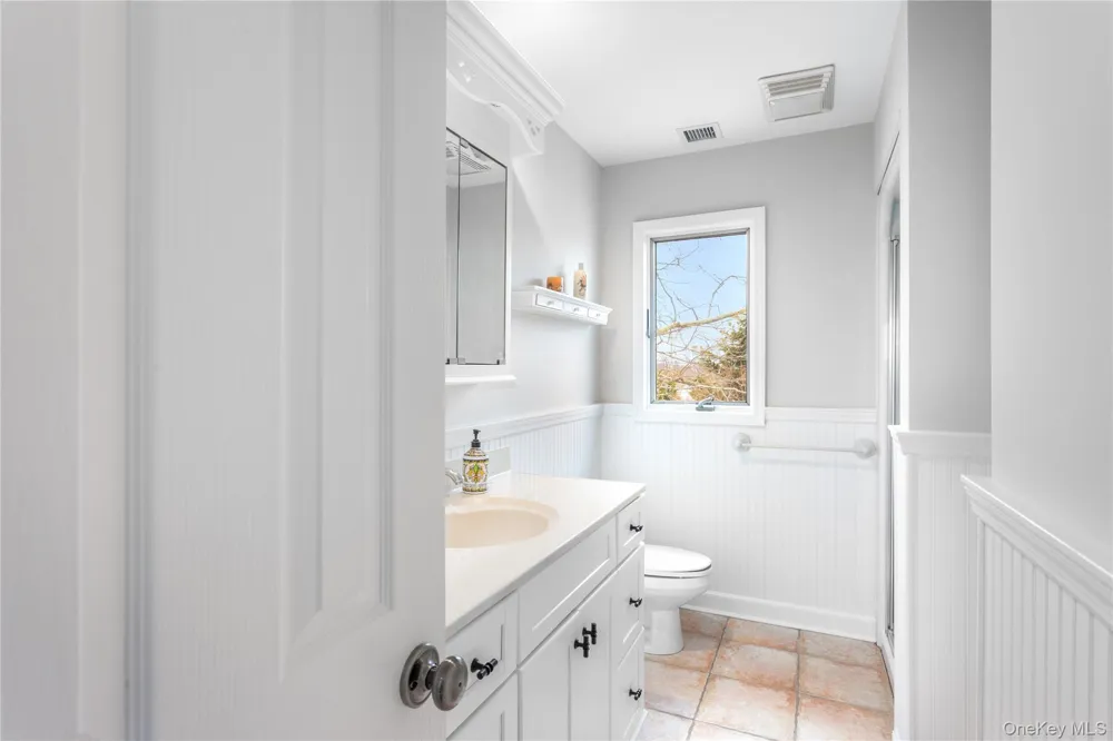 2 Bayside Avenue East Quogue, NY 11942
