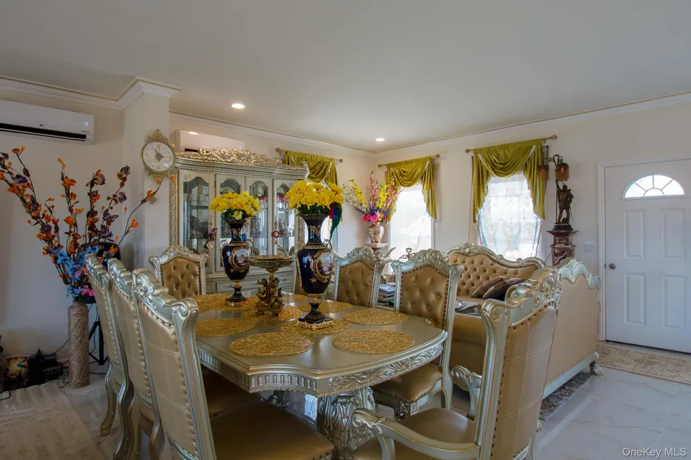 126 Trafalgar Drive Shirley, NY 11967