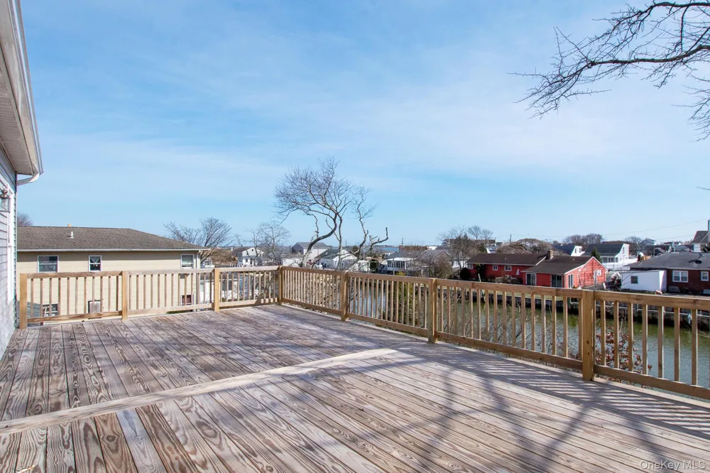 126 Trafalgar Drive Shirley, NY 11967