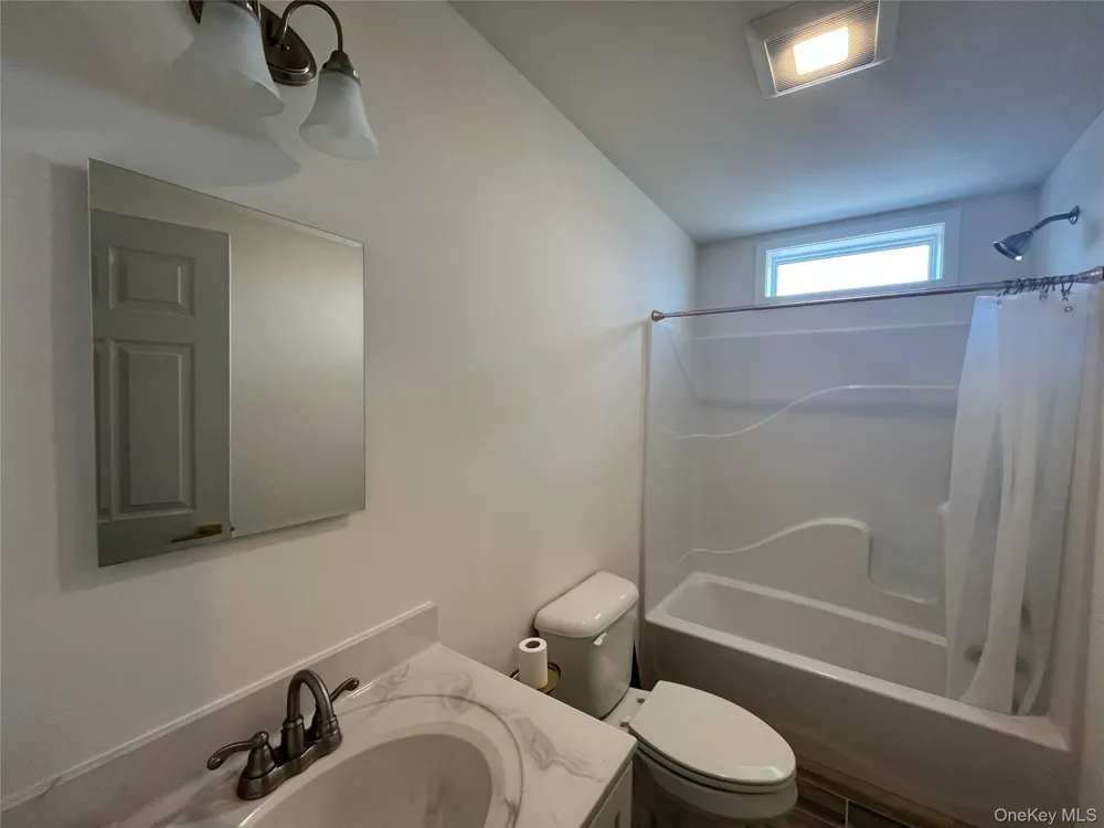 126 Trafalgar Drive Shirley, NY 11967