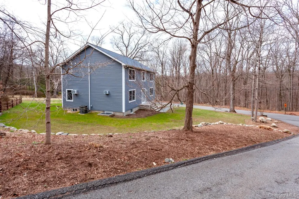 7 Tulip Road Lincolndale, NY 10541