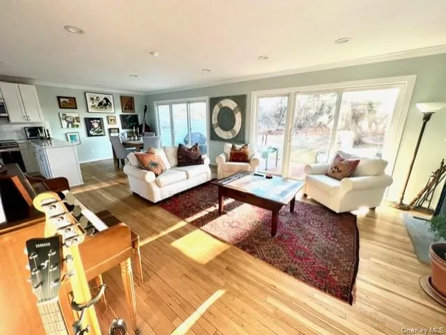 25 Mitchell #3 Westhampton Beach, NY 11978