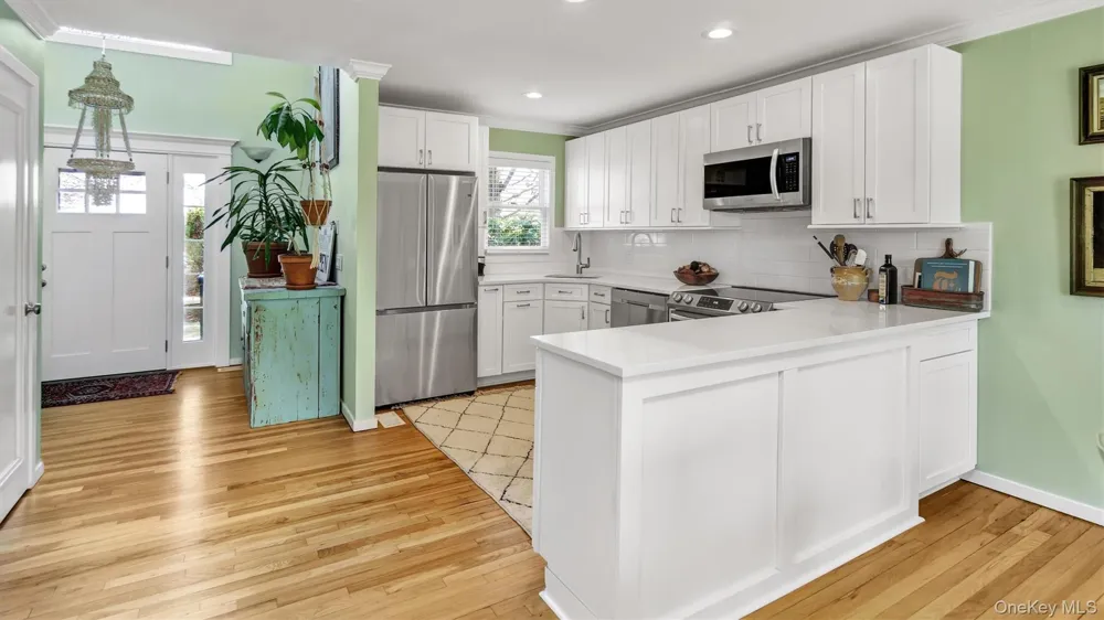 25 Mitchell #3 Westhampton Beach, NY 11978